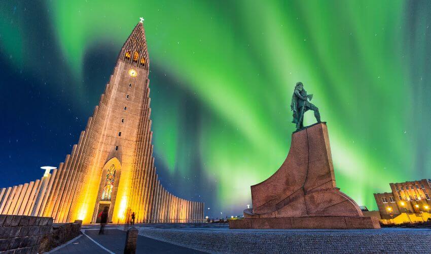 REYKJAVIK Iceland aurora